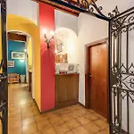 Boston Hotel 3*