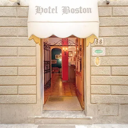 Hotel Boston 3*